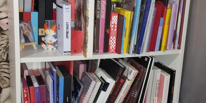 Why Complete Albums Still Deserve A Place On Your Shelf?